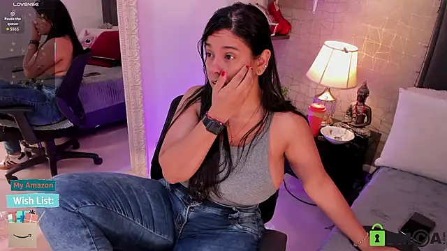 Snapshot of Mariana_c1 chatting on February 7, 2:43 pm Mariana c1 online show from February 7, 2:43 pm