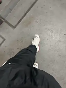 romanhrdcore online show from December 23, 4:39 pm