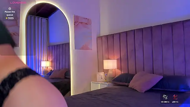 Snapshot of SweetGirl______ chatting on February 7, 1:15 am SweetGirl online show from February 7, 1:15 am