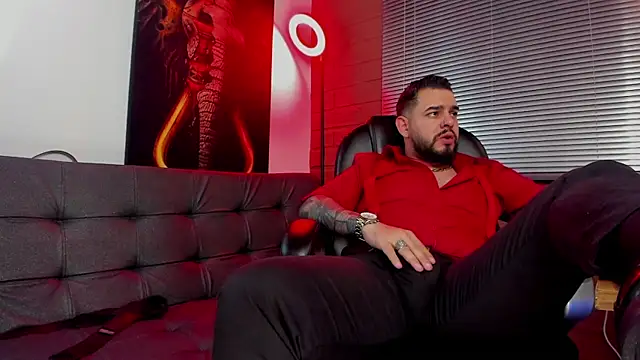 Ethan Castellano online show from January 17, 2:39 am