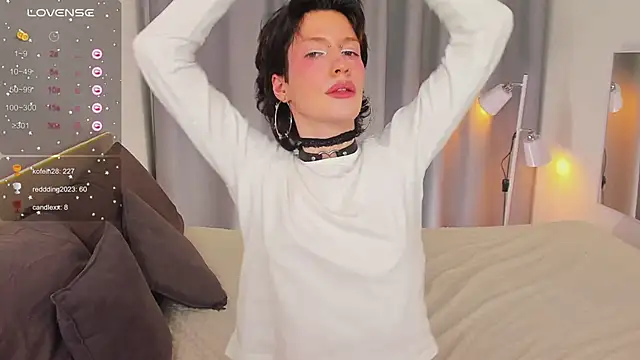 Kolette Gray online show from March 9, 4:44 pm