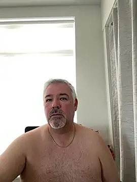 Snapshot of aarosteev2 chatting on January 15, 2:13 pm aarosteev2 online show from January 15, 2:13 pm