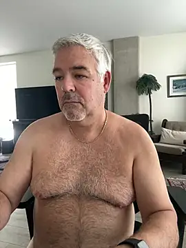 Snapshot of aarosteev2 chatting on March 19, 5:50 pm aarosteev2 online show from March 19, 5:50 pm