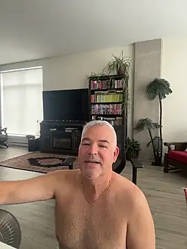 Snapshot of aarosteev2 chatting on October 16, 3:02 pm aarosteev2 online show from October 16, 3:02 pm