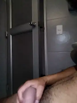 Snapshot of Juan8521 chatting on September 14, 5:50 am Juan8521 online show from September 14, 5:50 am