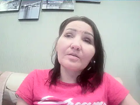 ClaireSunset online show from May 5, 5:32 pm