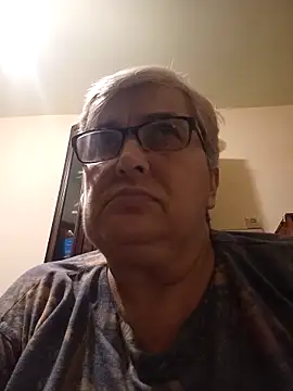 Snapshot of Sonya5156 chatting on December 14, 6:20 pm Sonya5156 online show from December 14, 6:20 pm