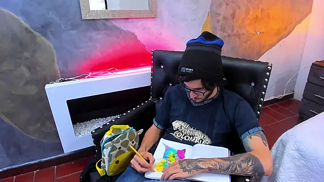 Loggan donnelly online show from December 24, 9:44 pm