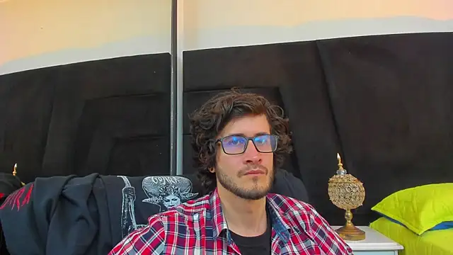 Loggan donnelly online show from January 7, 9:14 pm