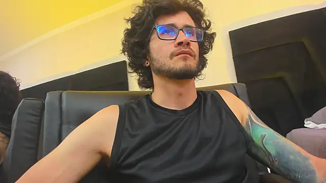 Loggan donnelly online show from January 14, 11:58 pm