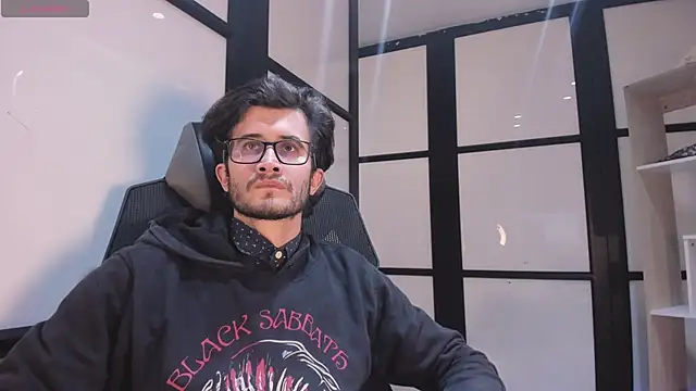 Loggan donnelly online show from September 25, 8:23 pm