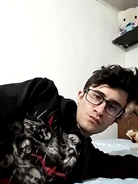 Snapshot of Loggan_donnelly chatting on December 16, 8:58 pm Loggan donnelly online show from December 16, 8:58 pm