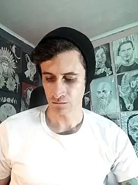 Snapshot of Loggan_donnelly chatting on January 7, 8:55 pm Loggan donnelly online show from January 7, 8:55 pm