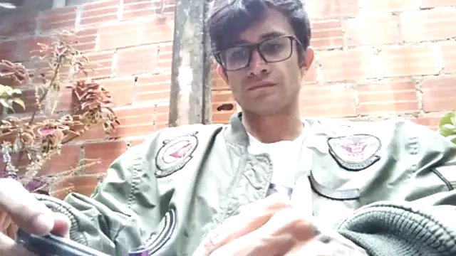 Snapshot of Loggan_donnelly chatting on February 3, 6:24 pm Loggan donnelly online show from February 3, 6:24 pm