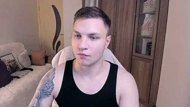 handsome guy01 online show from September 16, 5:58 pm