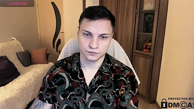 handsome guy01 online show from November 11, 5:29 am