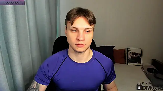 handsome guy01 online show from February 7, 1:15 pm