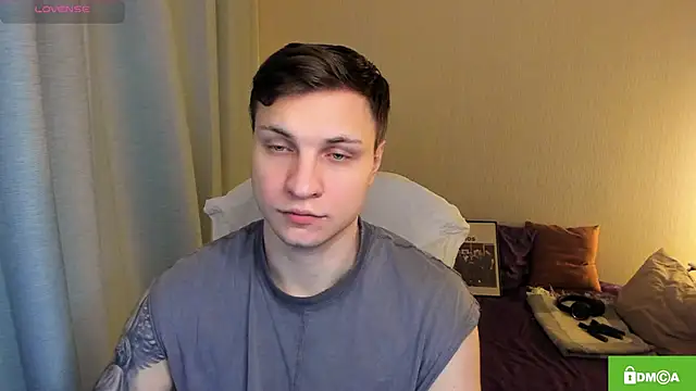 handsome guy01 online show from March 4, 12:38 am