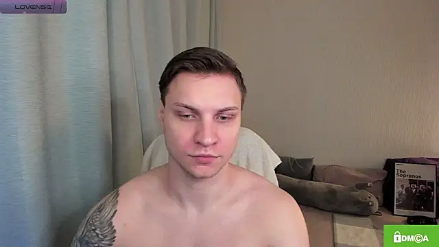 handsome guy01 online show from June 12, 9:25 pm