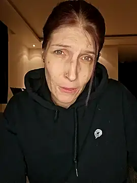 Lenchen  online show from December 21, 9:25 pm