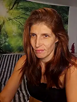 Lenchen  online show from July 10, 7:05 pm