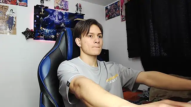 Snapshot of sr_jaeger chatting on October 14, 3:02 pm sr jaeger online show from October 14, 3:02 pm