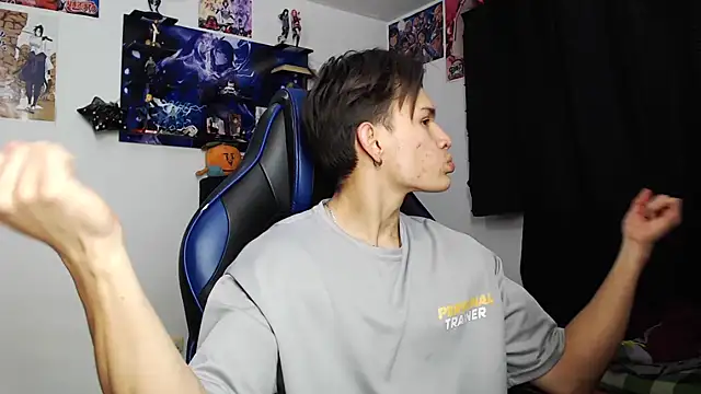 Snapshot of sr_jaeger chatting on October 18, 1:12 pm sr jaeger online show from October 18, 1:12 pm