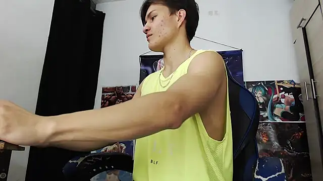 Snapshot of sr_jaeger chatting on November 13, 12:59 pm sr jaeger online show from November 13, 12:59 pm