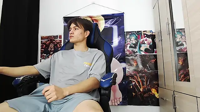 Snapshot of sr_jaeger chatting on November 19, 1:22 pm sr jaeger online show from November 19, 1:22 pm