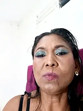 tiffany Bitch online show from January 14, 11:31 pm