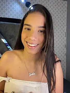 Snapshot of Praga_Pink chatting on January 12, 7:21 am Praga Pink online show from January 12, 7:21 am