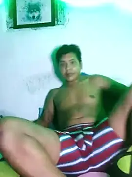 Snapshot of 628-andrew chatting on November 3, 1:19 am 628-andrew online show from November 3, 1:19 am