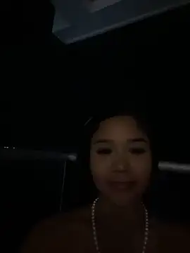 Snapshot of Gerallima_1 chatting on March 6, 1:37 am Gerallima 1 online show from March 6, 1:37 am