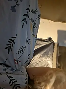 Cantufamily1979 online show from January 12, 11:15 am