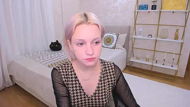 VelvetVixen155 online show from December 11, 4:18 am