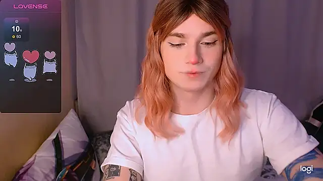 Snapshot of Alice_Hells chatting on January 22, 5:05 am Alice Hells online show from January 22, 5:05 am