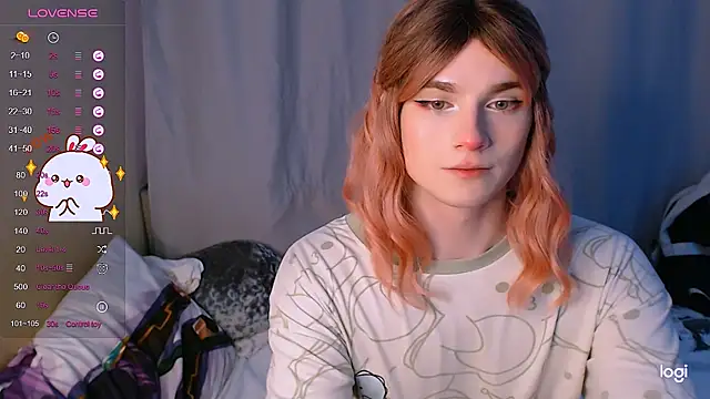 Snapshot of Alice_Hells chatting on February 1, 10:26 am Alice Hells online show from February 1, 10:26 am