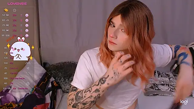 Snapshot of Alice_Hells chatting on February 2, 8:13 am Alice Hells online show from February 2, 8:13 am