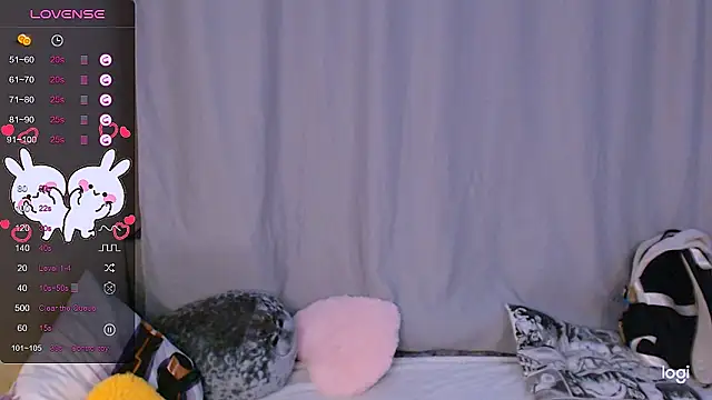 Snapshot of Alice_Hells chatting on February 6, 4:21 am Alice Hells online show from February 6, 4:21 am