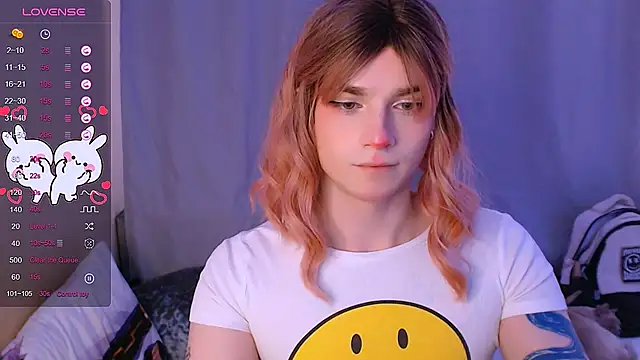 Snapshot of Alice_Hells chatting on February 14, 7:17 am Alice Hells online show from February 14, 7:17 am