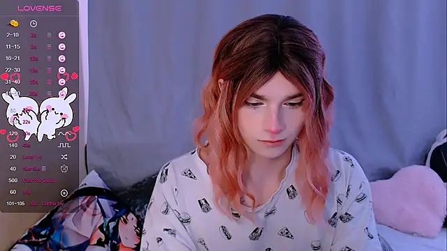 Snapshot of Alice_Hells chatting on March 8, 5:38 am Alice Hells online show from March 8, 5:38 am