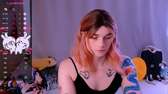 Snapshot of Alice_Hells chatting on September 11, 7:19 am Alice Hells online show from September 11, 7:19 am