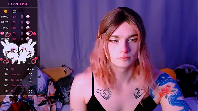 Snapshot of Alice_Hells chatting on November 28, 7:55 am Alice Hells online show from November 28, 7:55 am