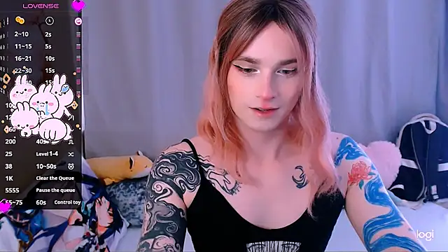 Snapshot of Alice_Hells chatting on July 19, 6:28 am Alice Hells online show from July 19, 6:28 am