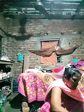 Snapshot of Hotty-dola chatting on December 28, 5:35 pm Hotty-dola online show from December 28, 5:35 pm