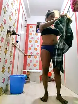 Snapshot of Hotty-dola chatting on February 1, 2:16 am Hotty-dola online show from February 1, 2:16 am