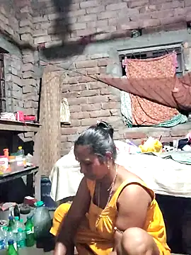 Snapshot of Hotty-dola chatting on September 20, 5:03 pm Hotty-dola online show from September 20, 5:03 pm
