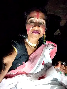 Snapshot of Hotty-dola chatting on October 3, 7:44 pm Hotty-dola online show from October 3, 7:44 pm