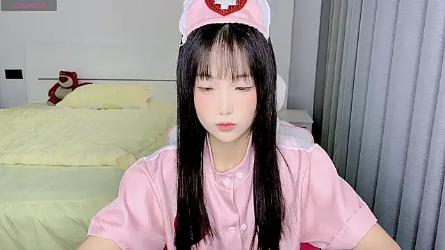 Snapshot of -Wendy__ chatting on December 19, 3:52 pm -Wendy online show from December 19, 3:52 pm