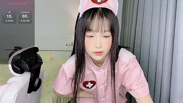 Snapshot of -Wendy__ chatting on December 19, 6:56 pm -Wendy online show from December 19, 6:56 pm